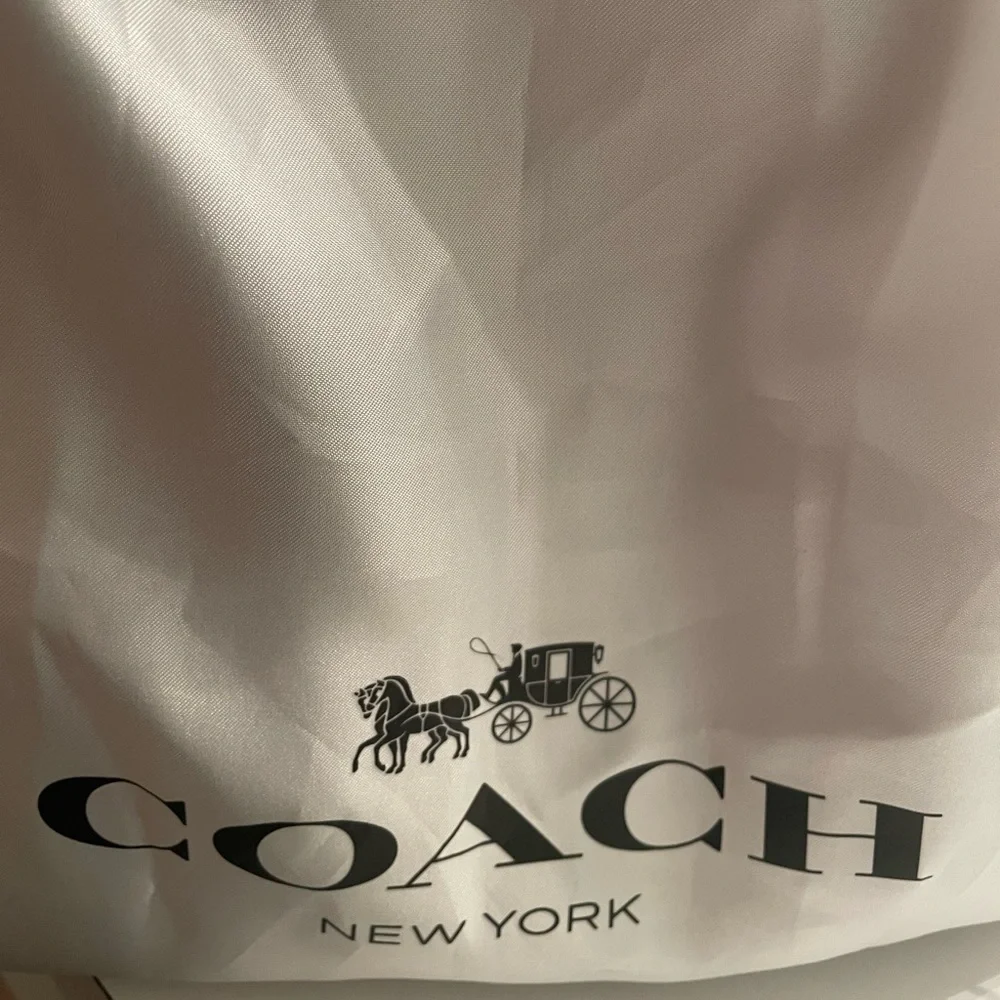 Coach Large City Tote - Picture 3 of 11